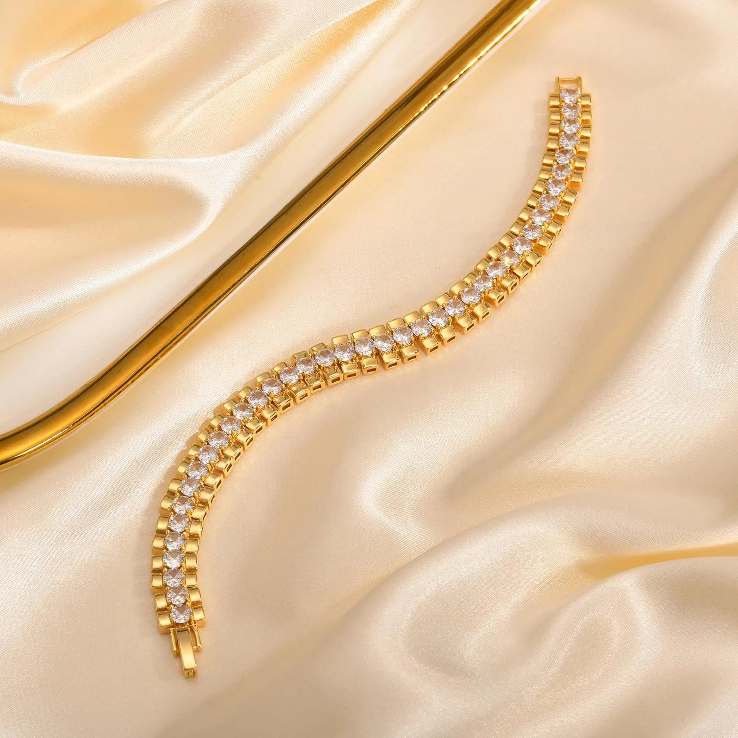 Chunky Paperclip Chain Women Bracelet Cubic Zirconia Watch Strap Gold Color Link Adjustable Stackable Jewelry For Girl Gift