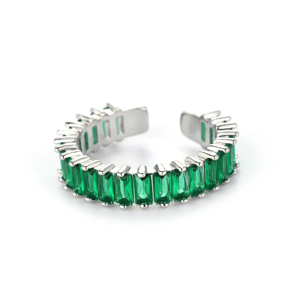 Elegant women's gold-plated ring with zircon - a perfect gift for weddings and occasions
