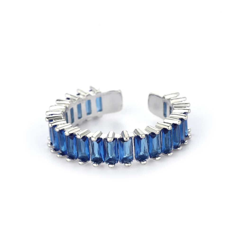 Elegant women's gold-plated ring with zircon - a perfect gift for weddings and occasions