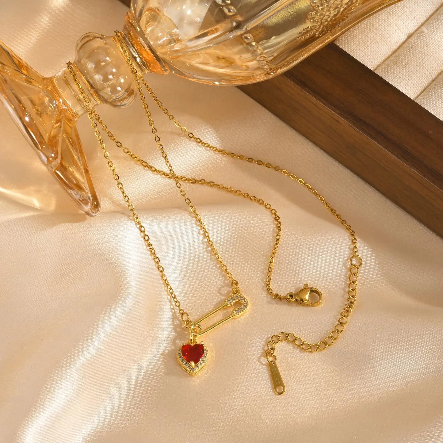 Stainless Steel Jewelry Safety Pin Pendant Necklaces For Women